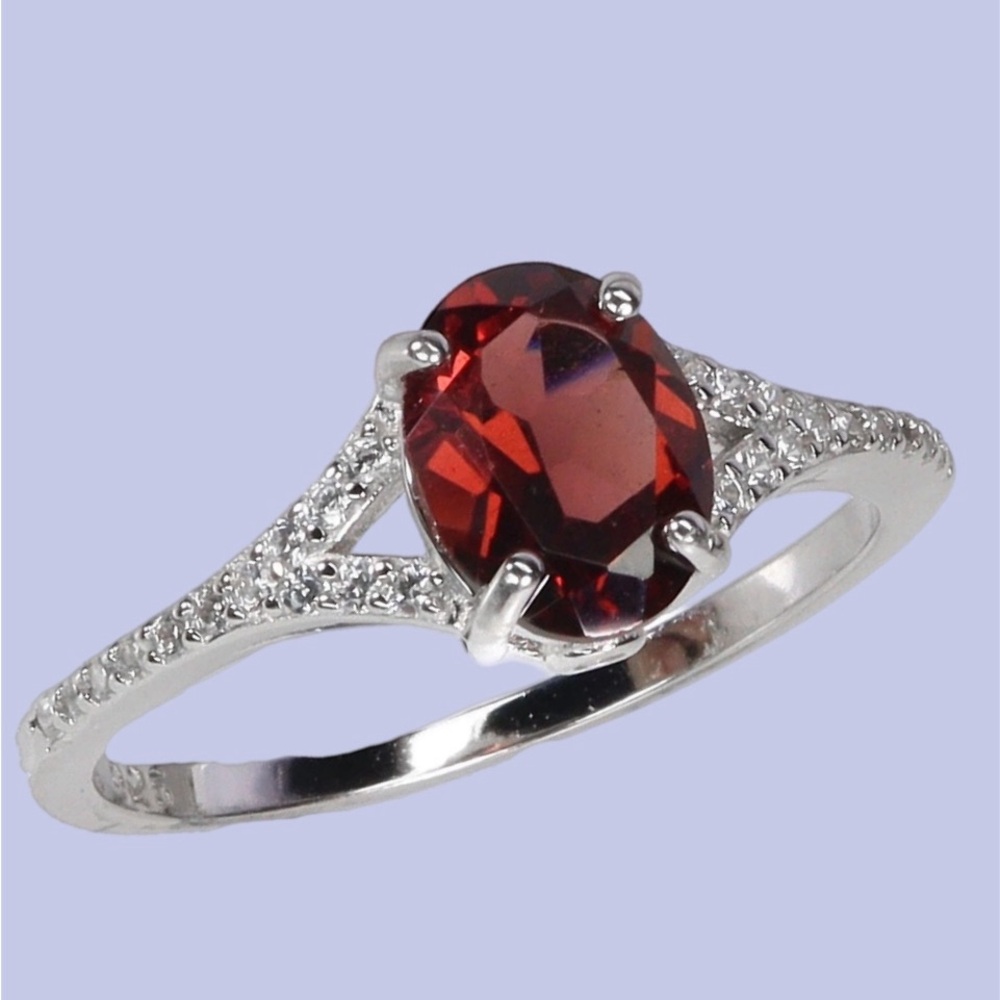 Elegant Genuine Garnet Gemstone Ring